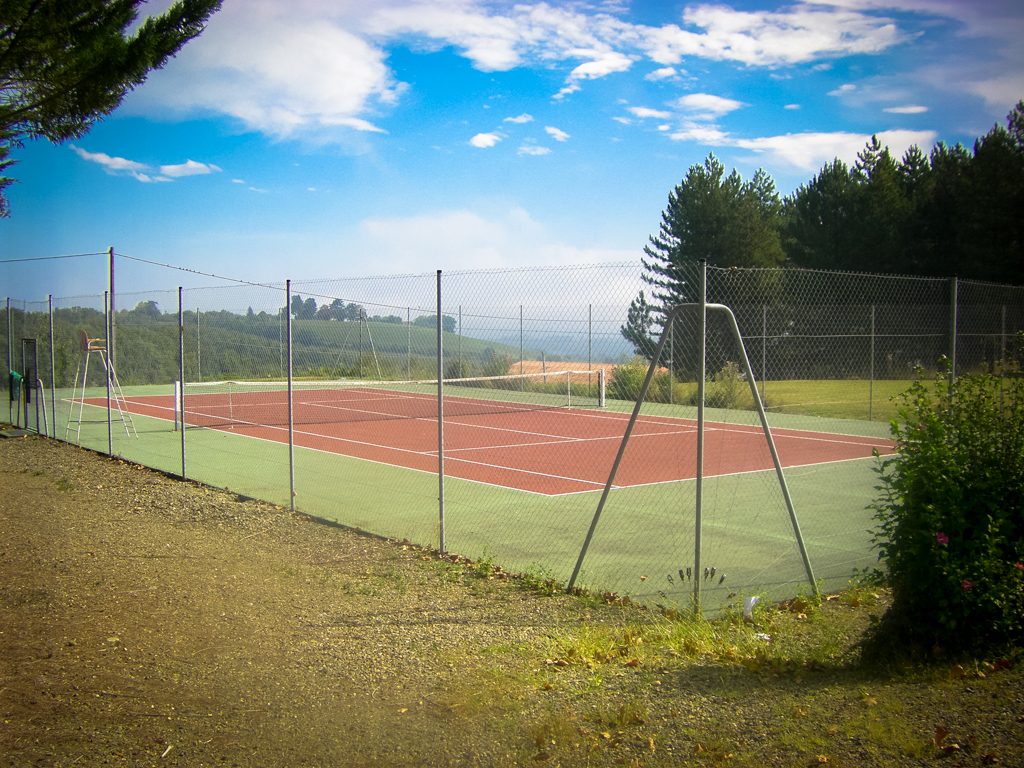 Terrain de tennis Viella